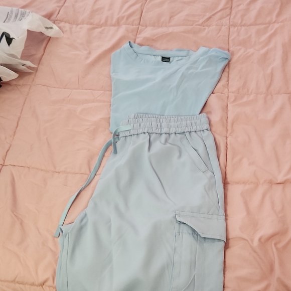 Blue Cargo Shorts with Relaxed Fit - Picture 1 of 2
